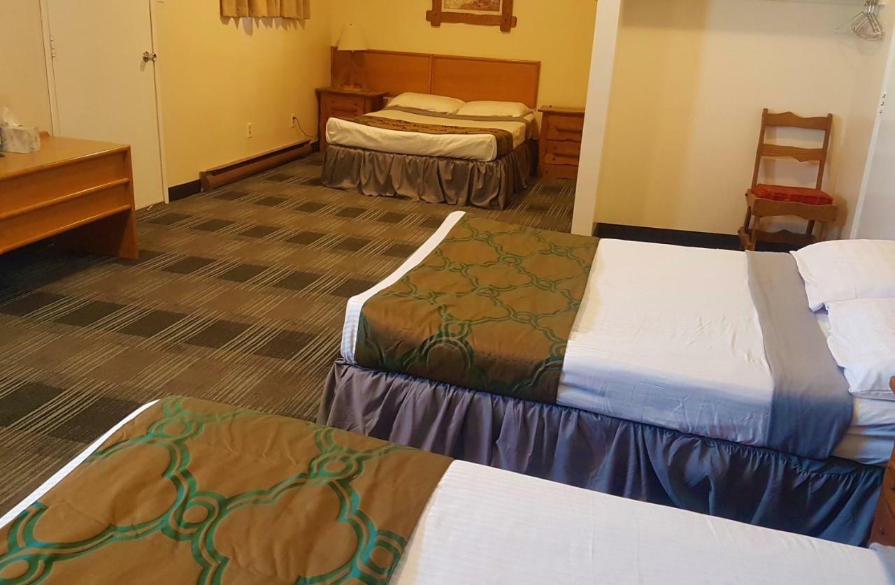 Agassiz Park Lodge - Under New Management McCreary 外观 照片
